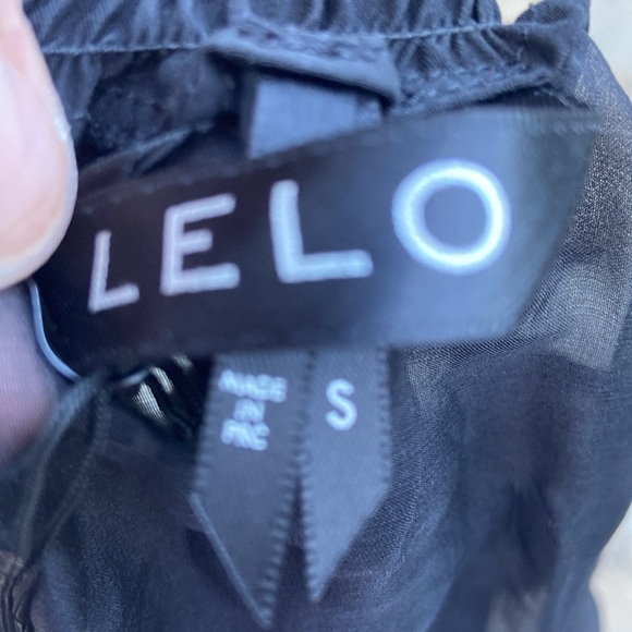 Lelo Black Sheer top NWT with front slit and pearl accents Small - Picture 7 of 7